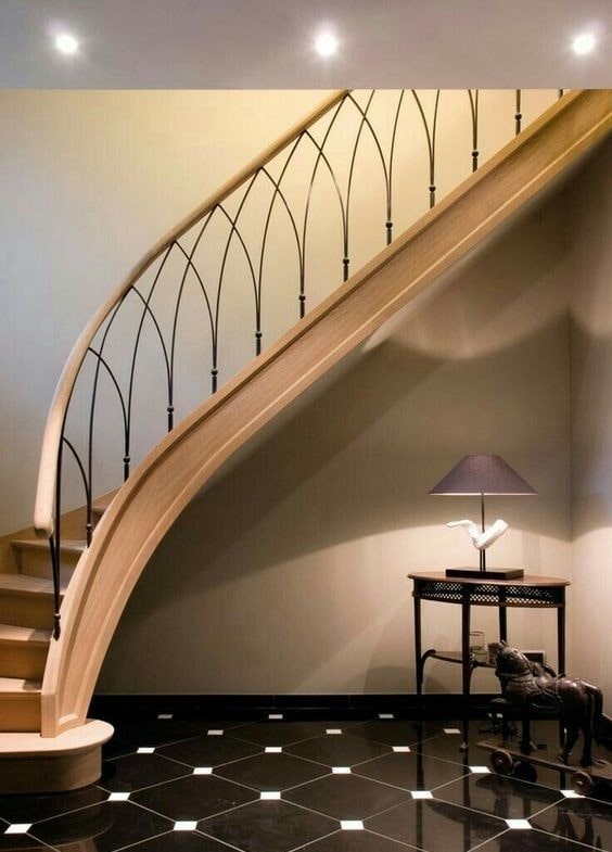 آشنایی با انواع پله اسپیرال (قسمت اول)